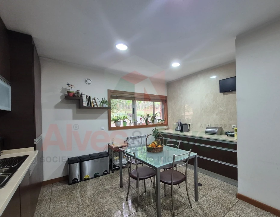 Moradia T4 para Venda em São Pedro Fins Foto 7