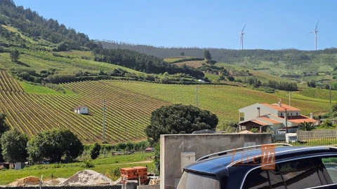 Moradia T2 para Venda em Maxial e Monte Redondo