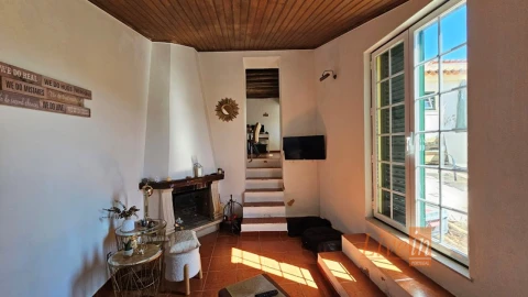 Moradia T2 para Venda em Maxial e Monte Redondo