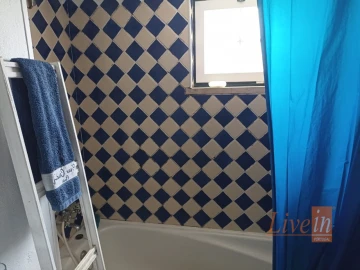 Moradia T2 para Venda em Maxial e Monte Redondo