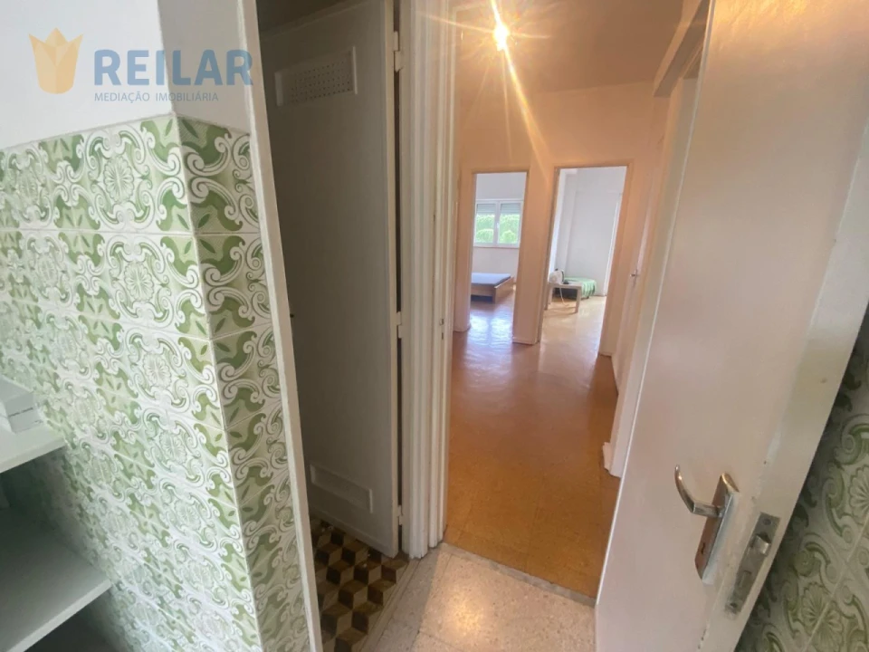 Apartamento T2 para Venda em Vila Franca de Xira Foto 9