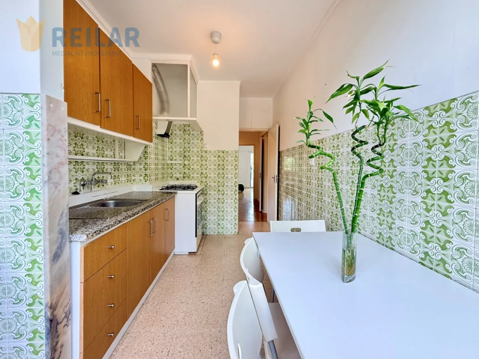 Apartamento T2 para Venda em Vila Franca de Xira Foto 12