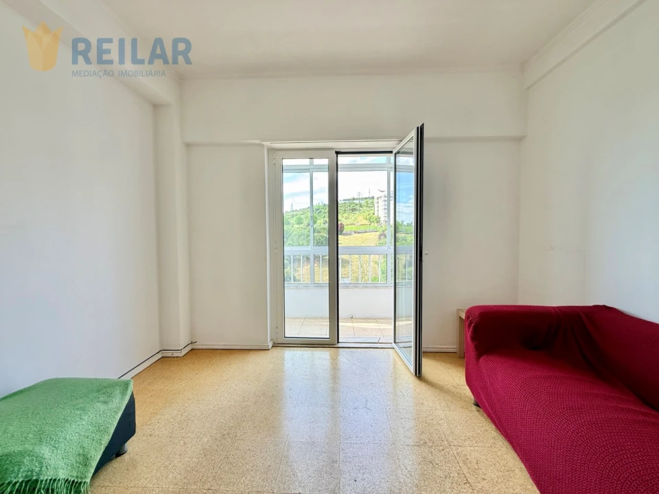 Apartamento T2 para Venda em Vila Franca de Xira Foto 17