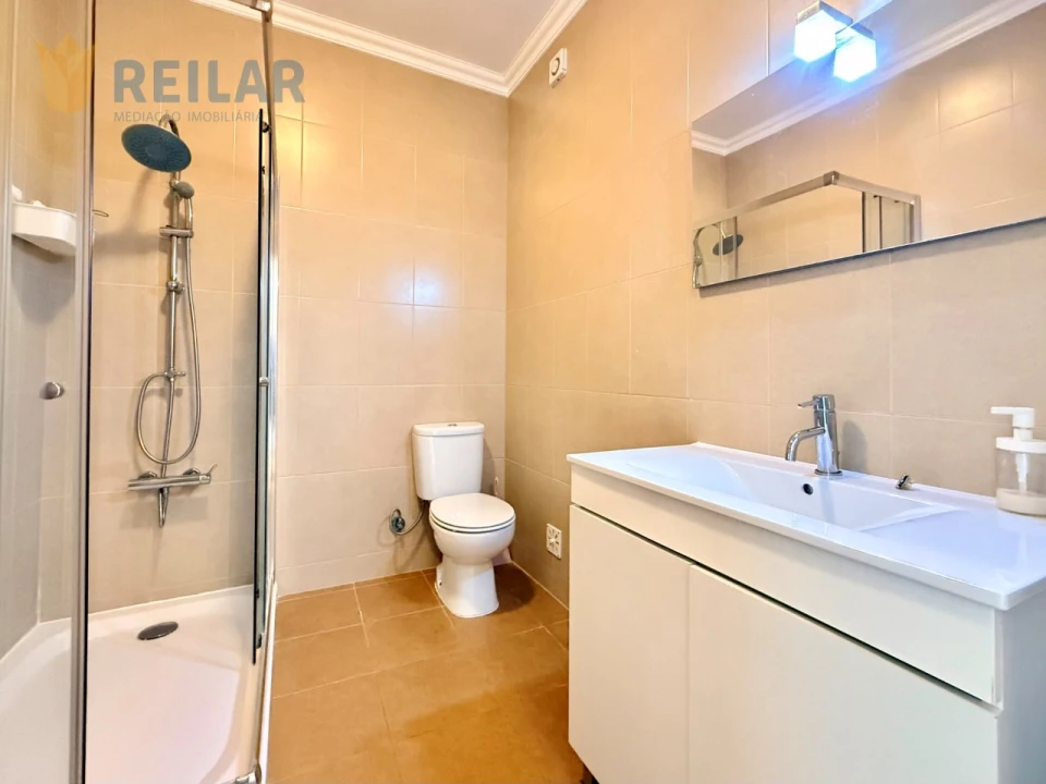Apartamento T2 para Venda em Vila Franca de Xira Foto 30