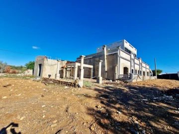 Quinta T7 para Venda em Moncarapacho e Fuseta