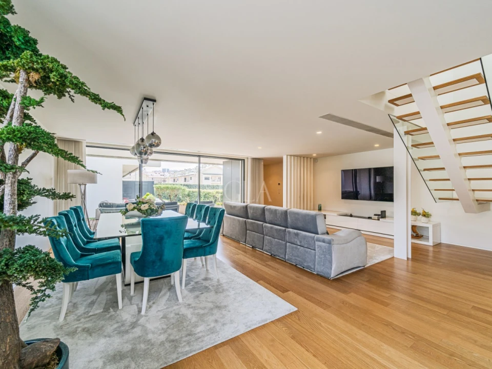 Moradia T4 para Venda em Gulpilhares e Valadares Foto 9