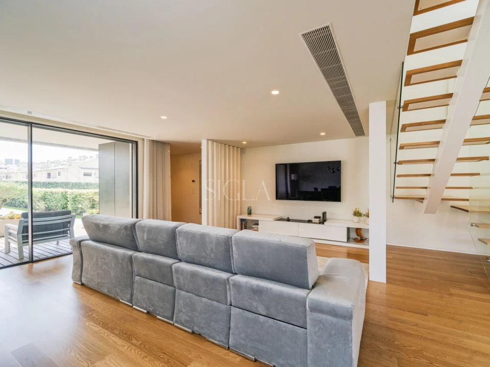 Moradia T4 para Venda em Gulpilhares e Valadares Foto 10