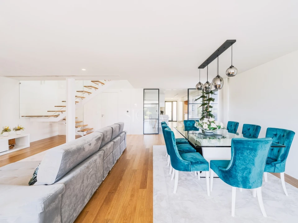 Moradia T4 para Venda em Gulpilhares e Valadares Foto 13