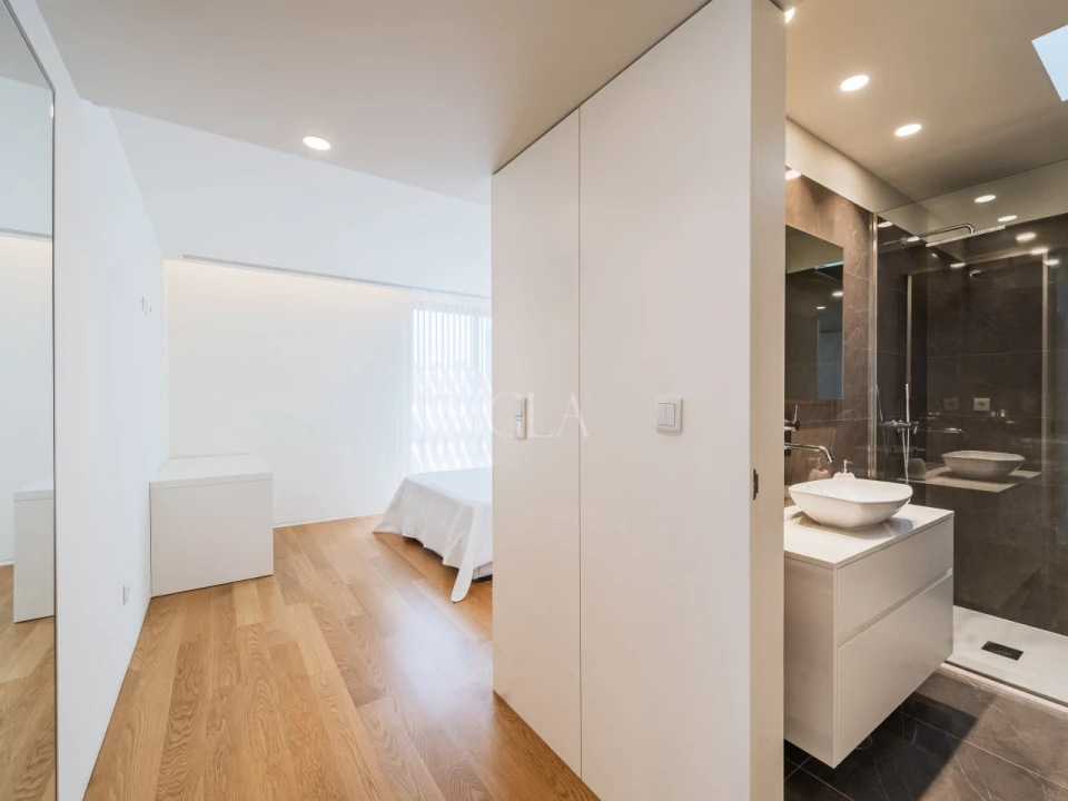 Moradia T4 para Venda em Gulpilhares e Valadares Foto 23