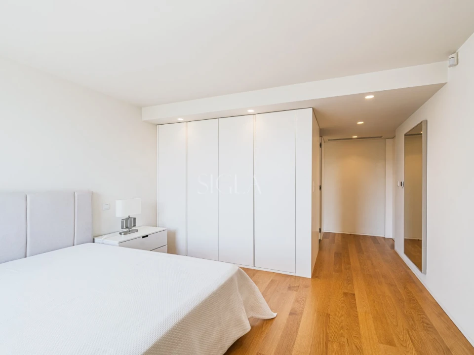 Moradia T4 para Venda em Gulpilhares e Valadares Foto 24