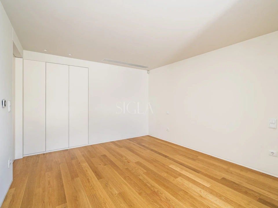 Moradia T4 para Venda em Gulpilhares e Valadares Foto 30