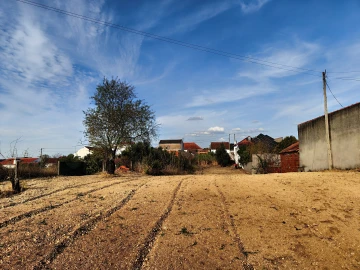 Moradia T2 para Venda em Olaia e Paço