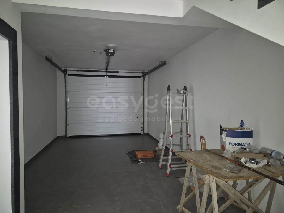 Moradia T3 para Venda em Santa Eufémia e Boa Vista Foto 13