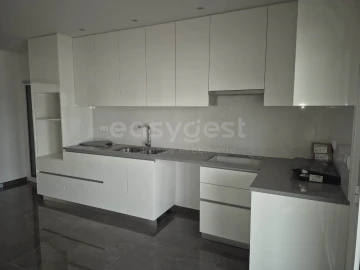 Moradia T3 para Venda em Santa Eufémia e Boa Vista