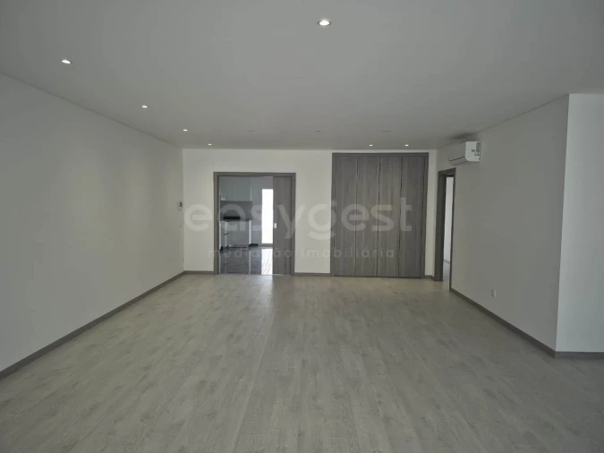 Moradia T3 para Venda em Santa Eufémia e Boa Vista Foto 8