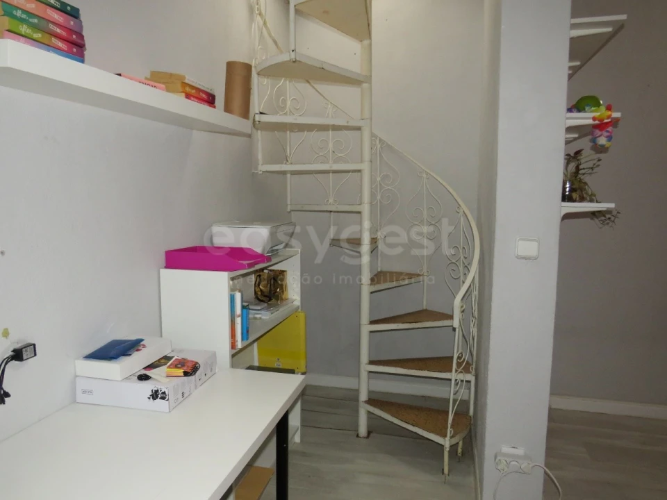 Apartamento T3 para Venda em Cacém e São Marcos Foto 7