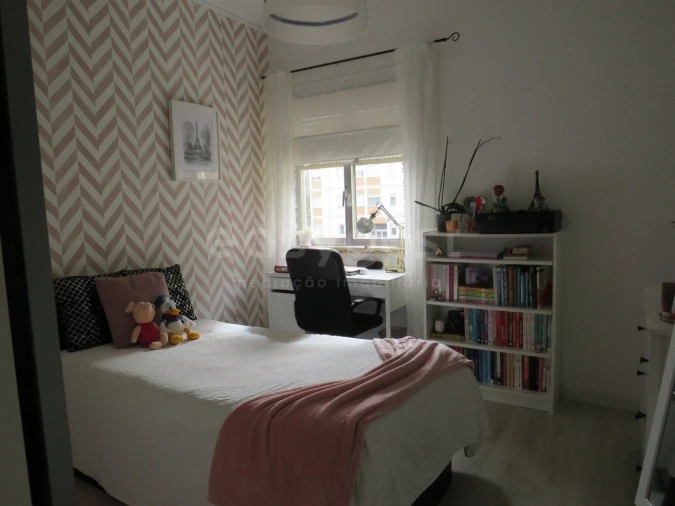 Apartamento T3 para Venda em Cacém e São Marcos Foto 10