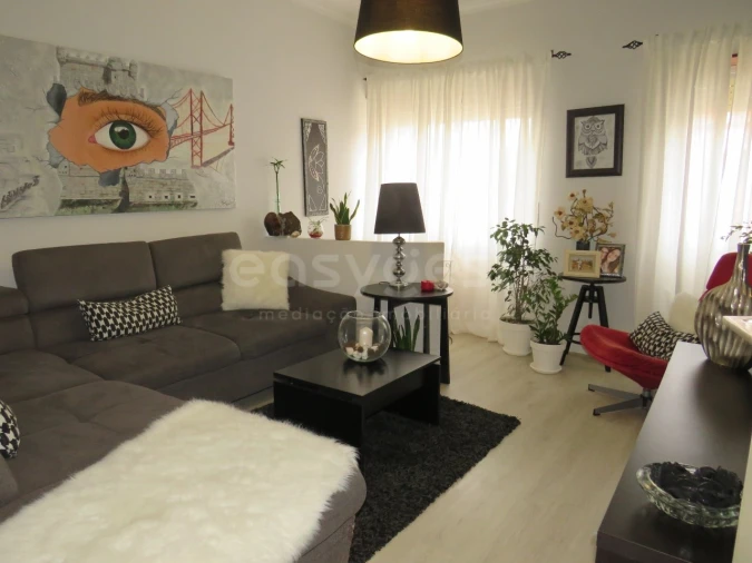 Apartamento T3 para Venda em Cacém e São Marcos Foto 25