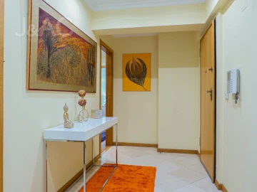 Apartamento T2 para Arrendamento em Cascais e Estoril