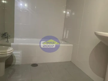 Apartamento T2 para Venda em Canelas