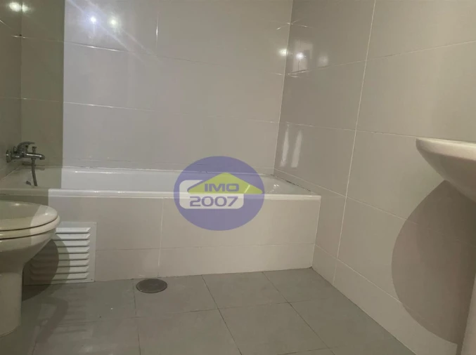 Apartamento T2 para Venda em Canelas Foto 16