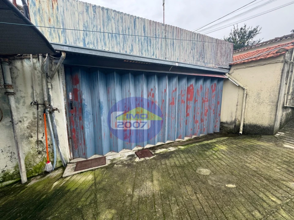 Moradia T3 para Venda em Serzedo e Perosinho Foto 1