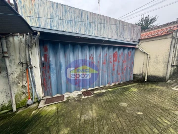 Moradia T3 para Venda em Serzedo e Perosinho