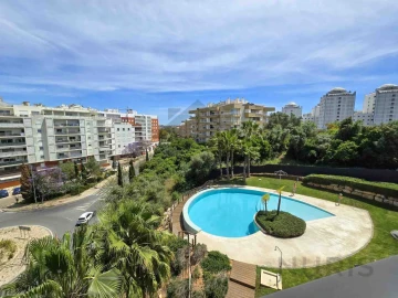 Apartamento T2 para Arrendamento em Portimão