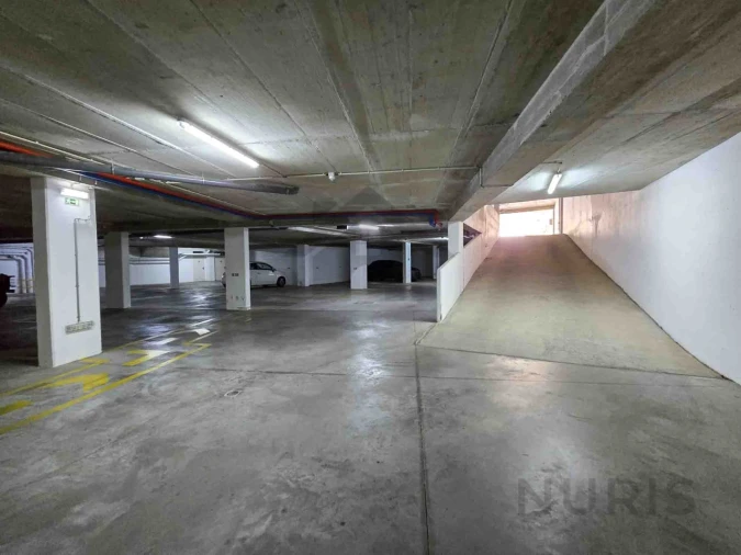 Apartamento T2 para Arrendamento em Portimão Foto 25