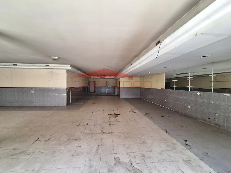 Loja para Venda em Campanhã Foto 5