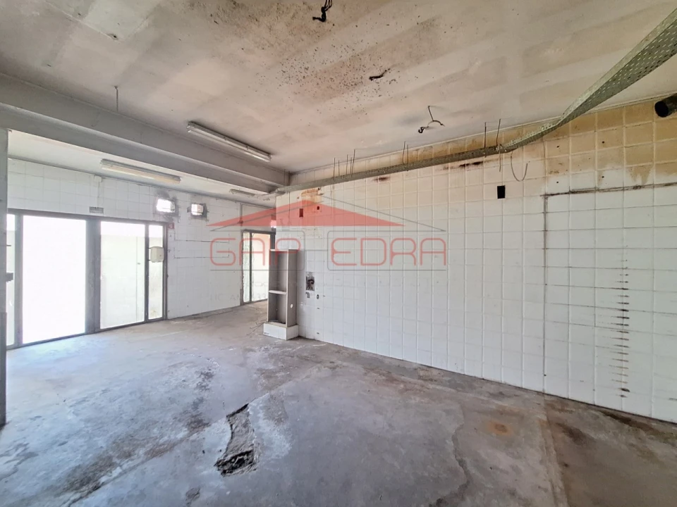 Loja para Venda em Campanhã Foto 12