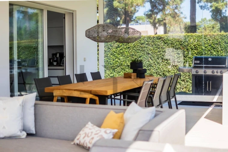 Moradia T4 para Arrendamento em Charneca de Caparica e Sobreda Foto 6