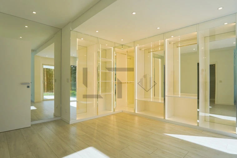 Moradia T4 para Arrendamento em Charneca de Caparica e Sobreda Foto 46