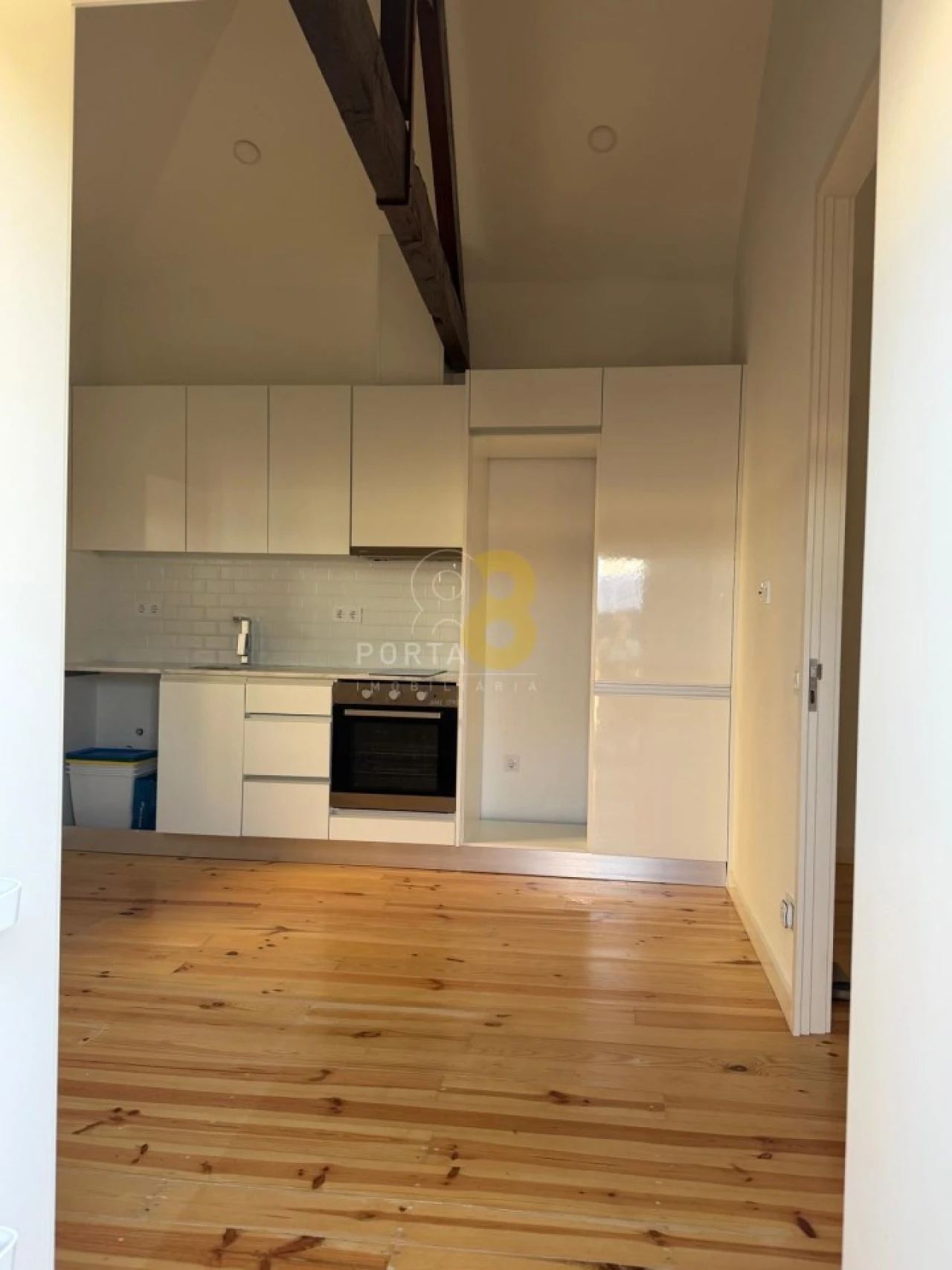 Apartamento T1 para Venda em Lordelo do Ouro e Massarelos Foto 4