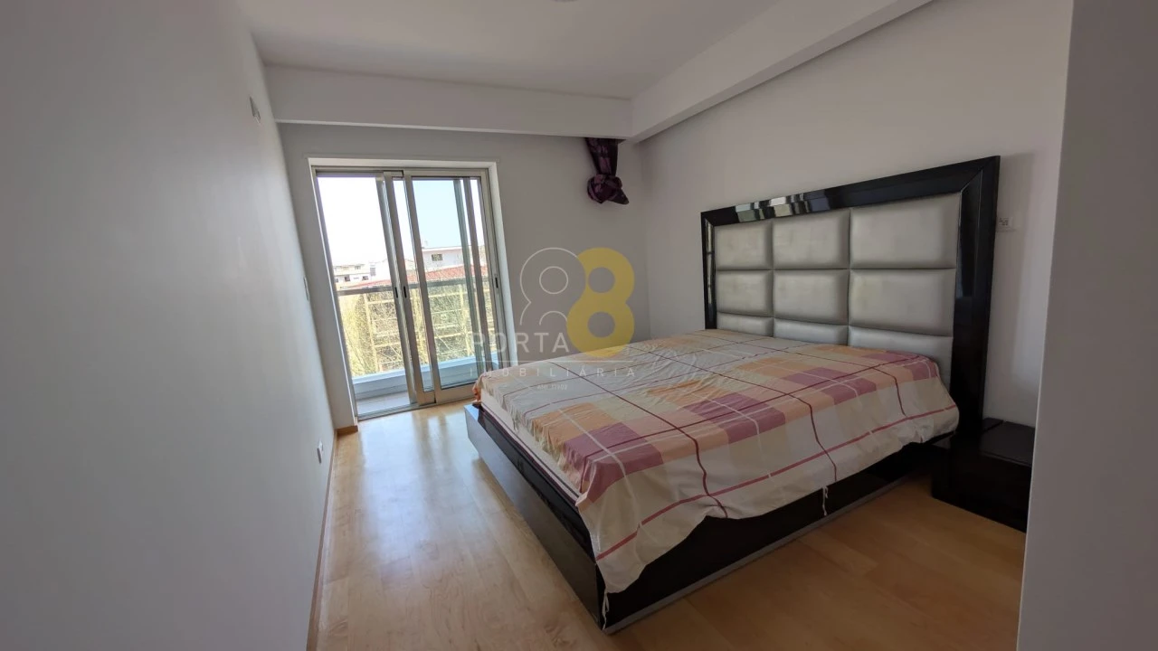 Apartamento T4 para Arrendamento em Mafamude e Vilar do Paraíso Foto 14