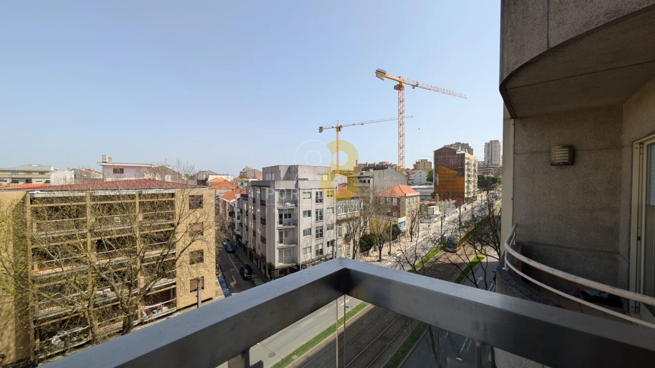 Apartamento T4 para Arrendamento em Mafamude e Vilar do Paraíso Foto 21