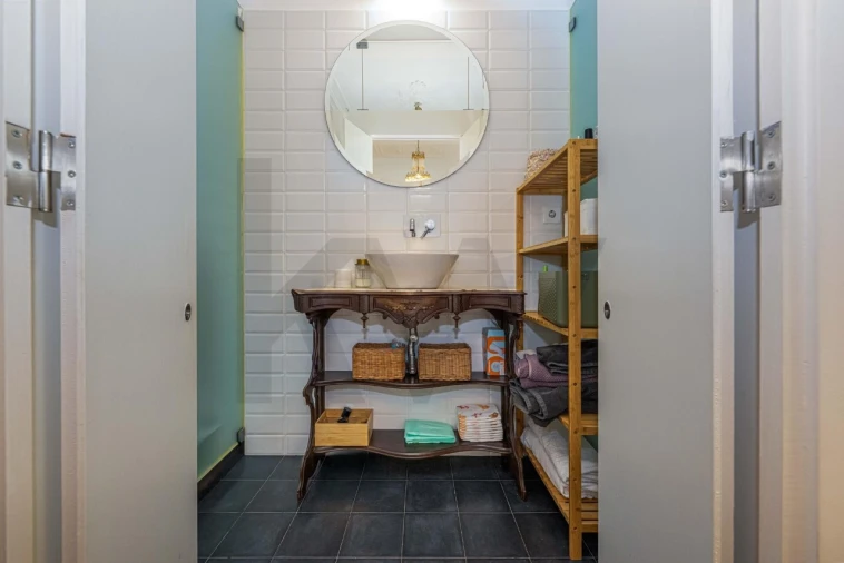Apartamento T2 para Venda em Arroios Foto 16