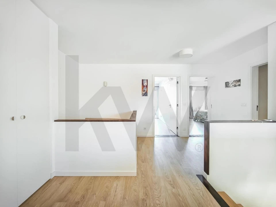 Apartamento T4 para Venda em Amora Foto 7