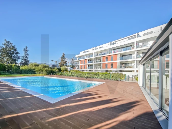 Apartamento T4 para Venda em Amora Foto 3