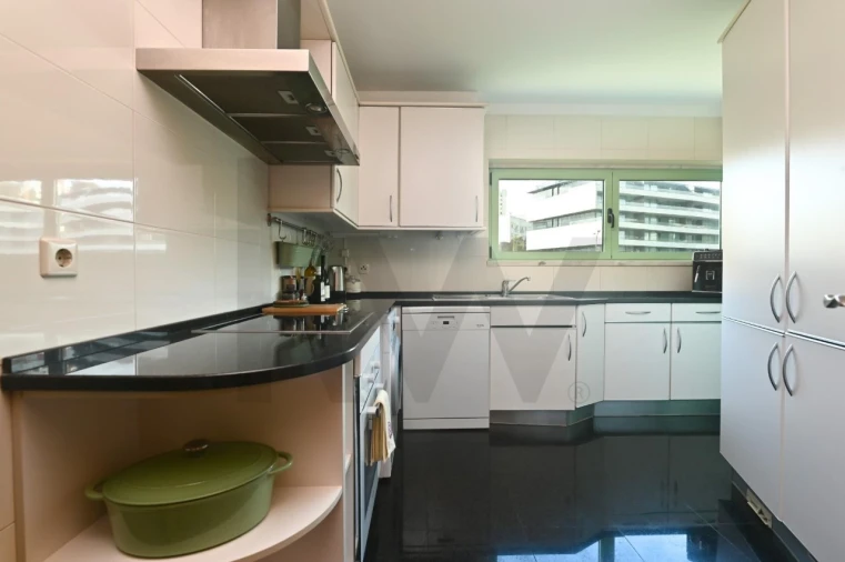 Apartamento T3 para Venda em Oeiras e São Julião da Barra, Paço de Arcos e Caxias Foto 16