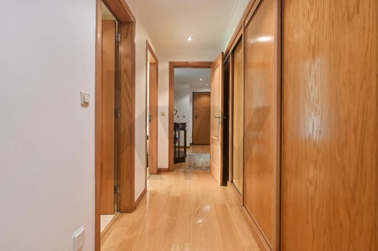 Apartamento T3 para Venda em Oeiras e São Julião da Barra, Paço de Arcos e Caxias Foto 21