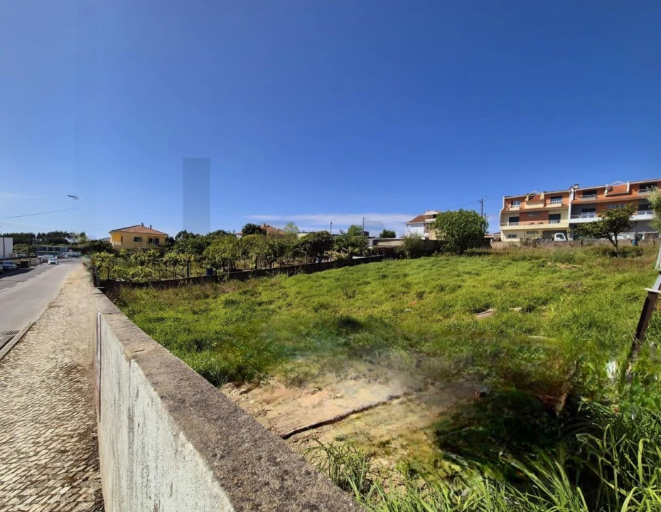 Terreno para Venda em Massamá e Monte Abraão Foto 9