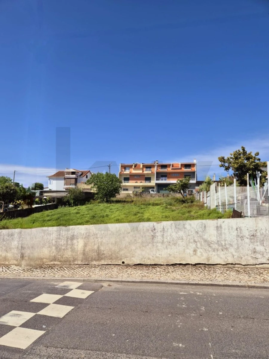 Terreno para Venda em Massamá e Monte Abraão Foto 13