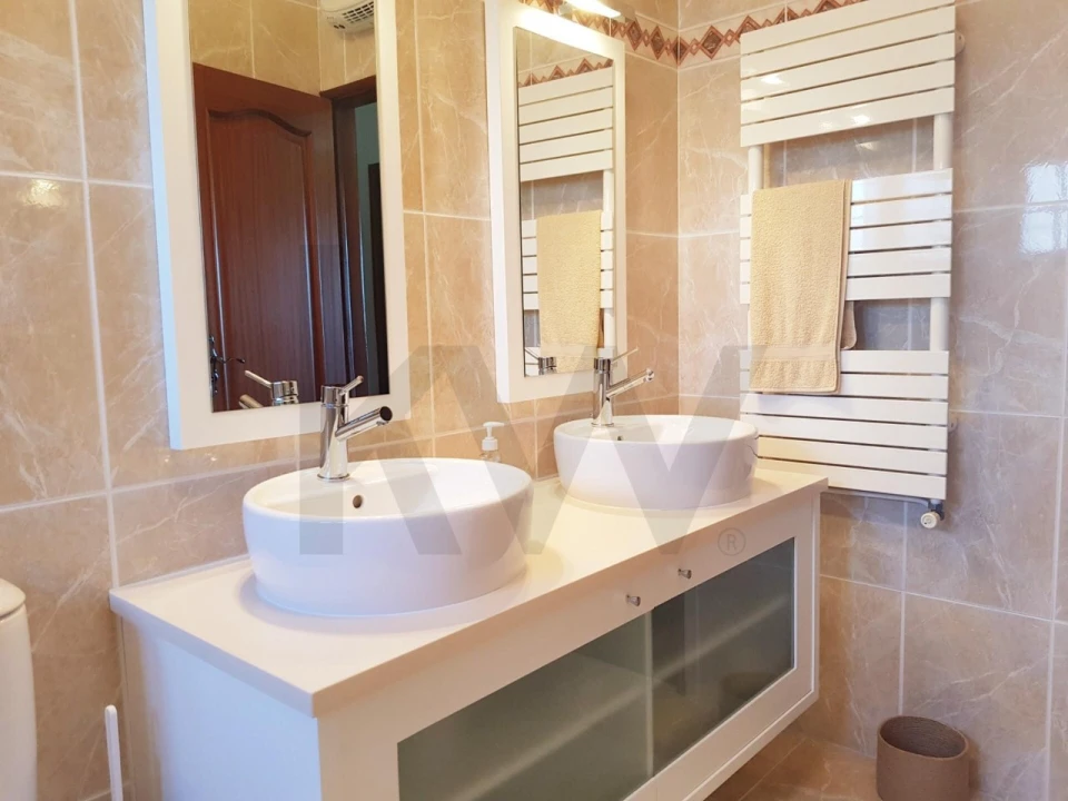 Moradia T4 para Venda em Quinta do Anjo Foto 23