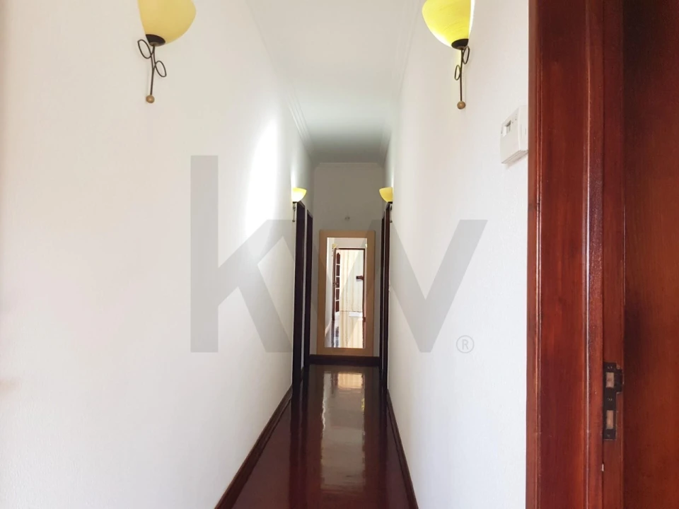 Moradia T4 para Venda em Quinta do Anjo Foto 19