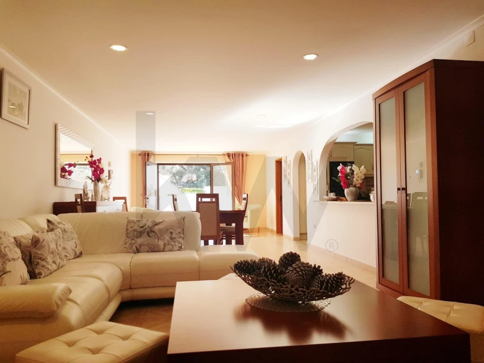 Moradia T4 para Venda em Quinta do Anjo Foto 9