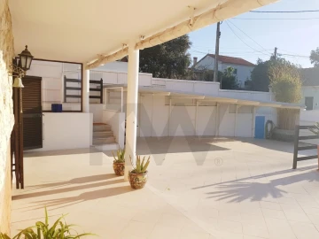 Moradia T4 para Venda em Quinta do Anjo