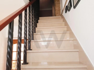 Moradia T4 para Venda em Quinta do Anjo