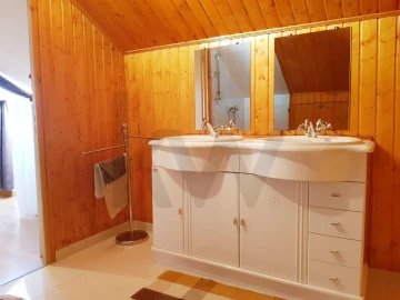 Moradia T4 para Venda em Quinta do Anjo