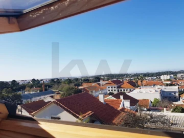 Moradia T4 para Venda em Quinta do Anjo